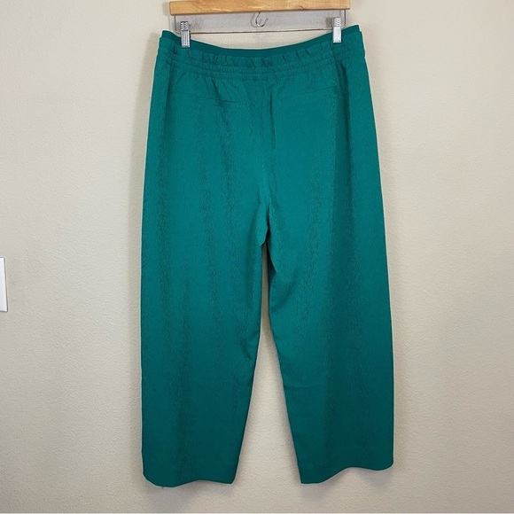 Athleta Teal Echo Wide Leg Cropped Pull On Sporty Pants Size 14 NWT - Picture 9 of 10